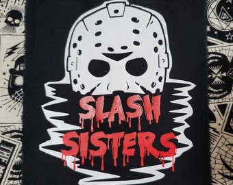 Patch com o logotipo das Slash Sisters de Sexta-Feira 13