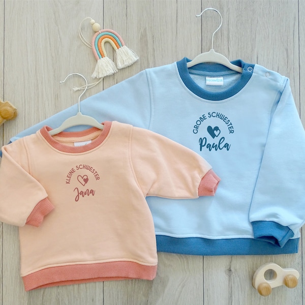 Doppelte Herzen Pullover / Personalisierter Baby Sweater / Geschenk für Kinder / Individuell gestaltbar / Partnerlook für Geschwister
