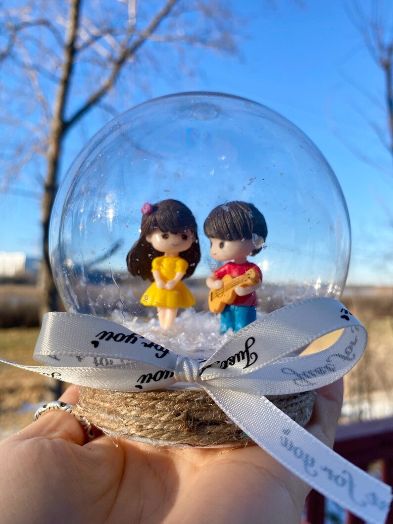 Personalize Cute Couple Snow Globe Gift Couple Play Guitar Snowglobe