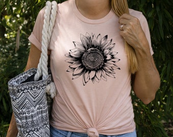 T-shirt tournesol pour femme - T-shirt floral printanier, haut de jardin fleurs sauvages soleil, chemise décontractée à fleurs, mode botanique inspirée de la nature