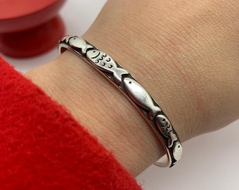 Silver adjustable Fish cuff bracelet, fish lovers, sealife bangle, open unique, textured cuff bracelet, Valentines Day Gift For Her