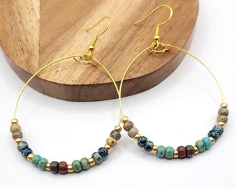 Gold Hoop Earrings, Seed Bead Earrings, Everyday Hoop Earrings, Beaded Hoops, Handmade Hoop Earrings, Memory Wire Earrings, Gift for Her