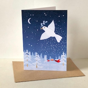 Tarjeta navideña Paz en la Tierra - Tarjeta plegada A6 / Tarjeta de felicitación ilustrada con una paloma de la paz volando sobre un paisaje nevado de invierno