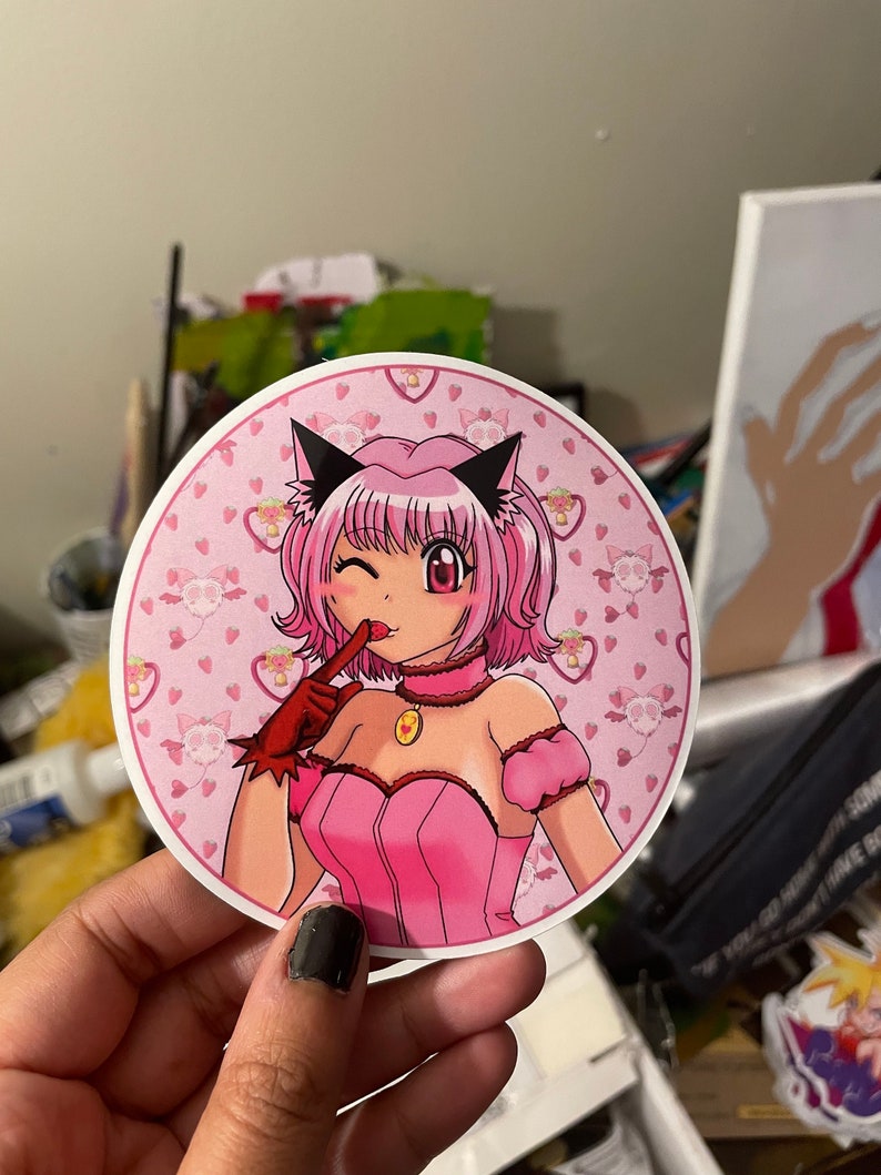 Tokyo Mew Mew Ichigo Momomiya Mew Mew Power Mew Ichigo 4in by 4in Anime Magical Girl Mahou Shoujo Circle Sticker image 1