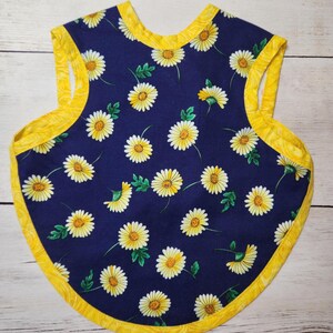 Daisy Bapron Baby Bib, Handmade Cotton Flannel