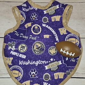 Handmade UW Huskies Bapron, Cotton Baby Bib, Infant Feeding Cover