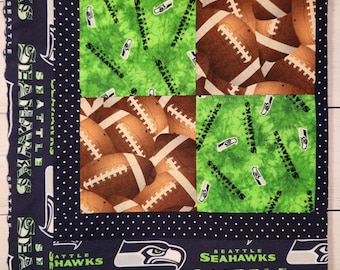 Handgemachte NFL Seahawks Baby Quilt, Fussball Fan Geschenk