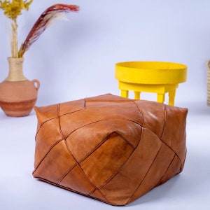 70% KORTING** Handgemaakte Marokkaanse leren poef - echt leren poef - boho vloerkussen - minimalistische voetenbank - woonkamerdecor - cadeau