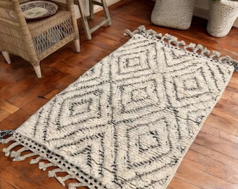 Tappeto personalizzato, tappeto marocchino, tappeto per soggiorno, tappeto 8x10, tappeti neri tuftati, tappeto marocchino fatto a mano, tappeto Beni Ourain in lana, tappeto berbero