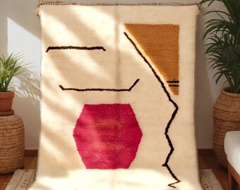 Moderner Abstrakter Marokkanischer Teppich - Berberteppich in kräftigem Pink - Handgemachter Wollteppich - Minimalistischer Boho Teppich
