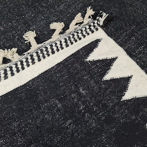 KILIM MOROCCAN Rug, Flat Area Rug, Handmade Rug, Black and White Rug, Black Rug, Flat weave Kilim, Moroccan Rug, Black Rug, free shipping