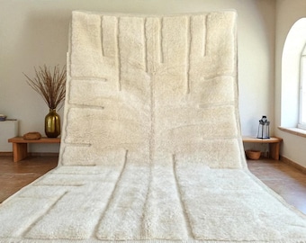 Minimalist White Wool Rug | Handwoven Moroccan Berber Carpet