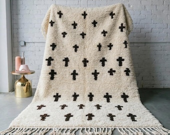 Handgefertigter Beni Ourain Teppich Schwarzes Kreuzmuster | Marokkanischer Wollteppich | Ivory Boho Wohnzimmer Teppich | Benutzerdefinierte Größe