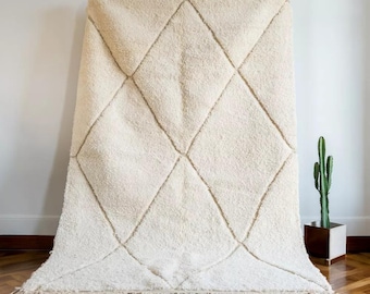 Luxurious Handwoven Wool Moroccan Rug - Soft Ivory Texture for Home Decor, Handmade Rug, White Pink Rug, Moroccan Carpet, Beni Ourain Rug