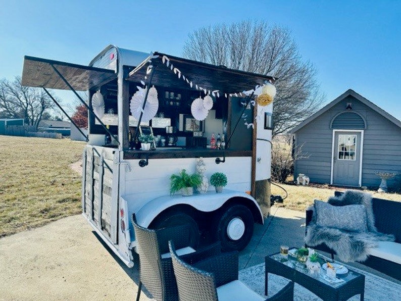 Vintage Horse Trailer Mobile Bar Etsy