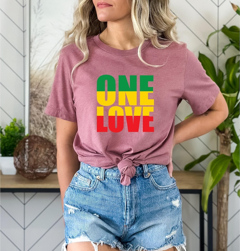 Bob Marley "One Love" T-Shirt: Vintage Reggae Music Tee image 3