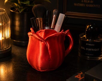 Rose Makeup Brush Holder | 3D Printed Floral Desk Organizer