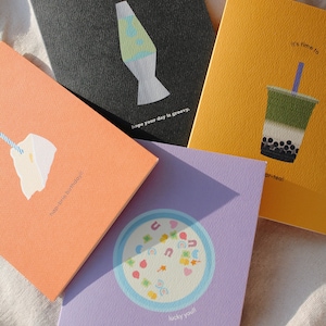 Cartões coloridos, cartões modernos, cartões + envelopes ilustrados coloridos, cartão de aniversário