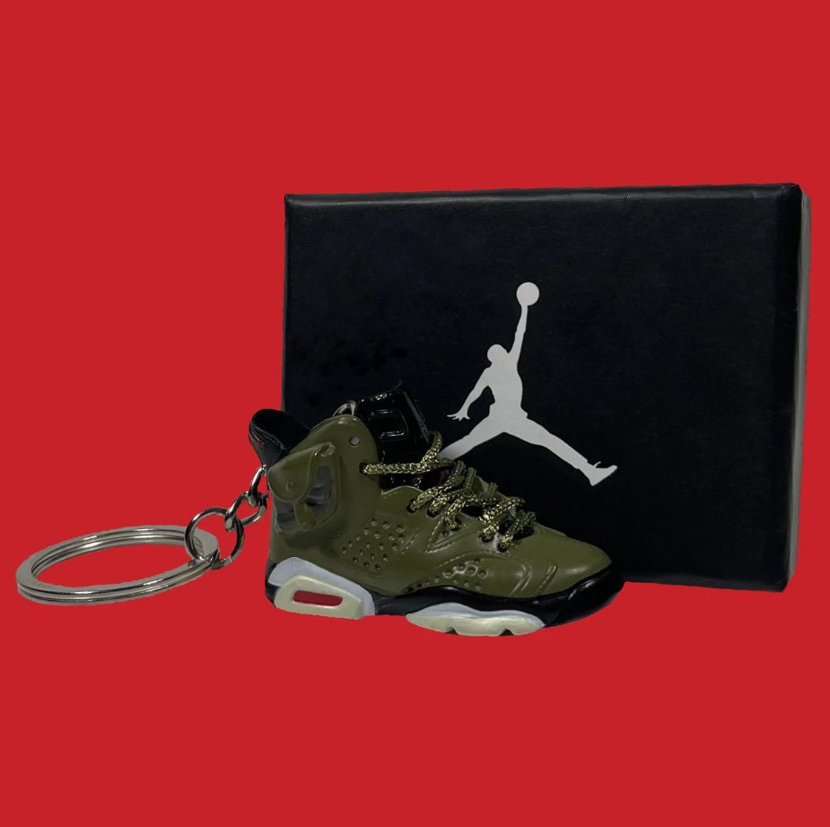 DSK GLOBAL Cute Nike Air Jordan X Louis Vuitton Keyring 3D Rubber