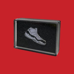 Pin on Sneakers shoes & Bags siport en