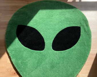 Alien Rug, Fun Rug, Green Alien Head, Accent Rug, Irregular Rug, Green Alien Rug, Space Bedroom Decor, Creative, Unique, Fun, Wool Rug