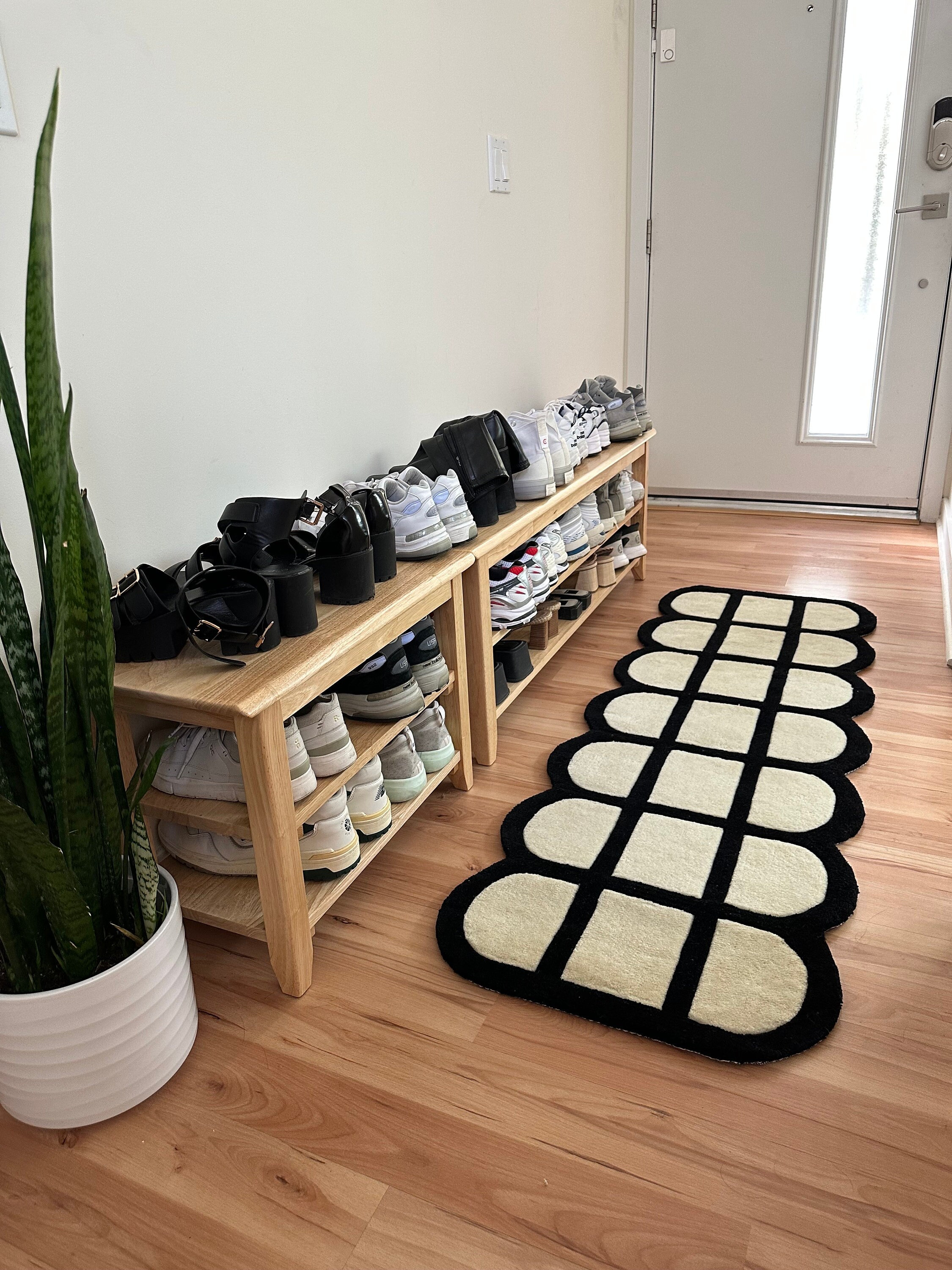 Modern Runner Rug, Statement Rug, Mid Century Modern Rug, Scalloped Runner, Minimalist Runner, Neutral, Classy, Contemporary, Elegant