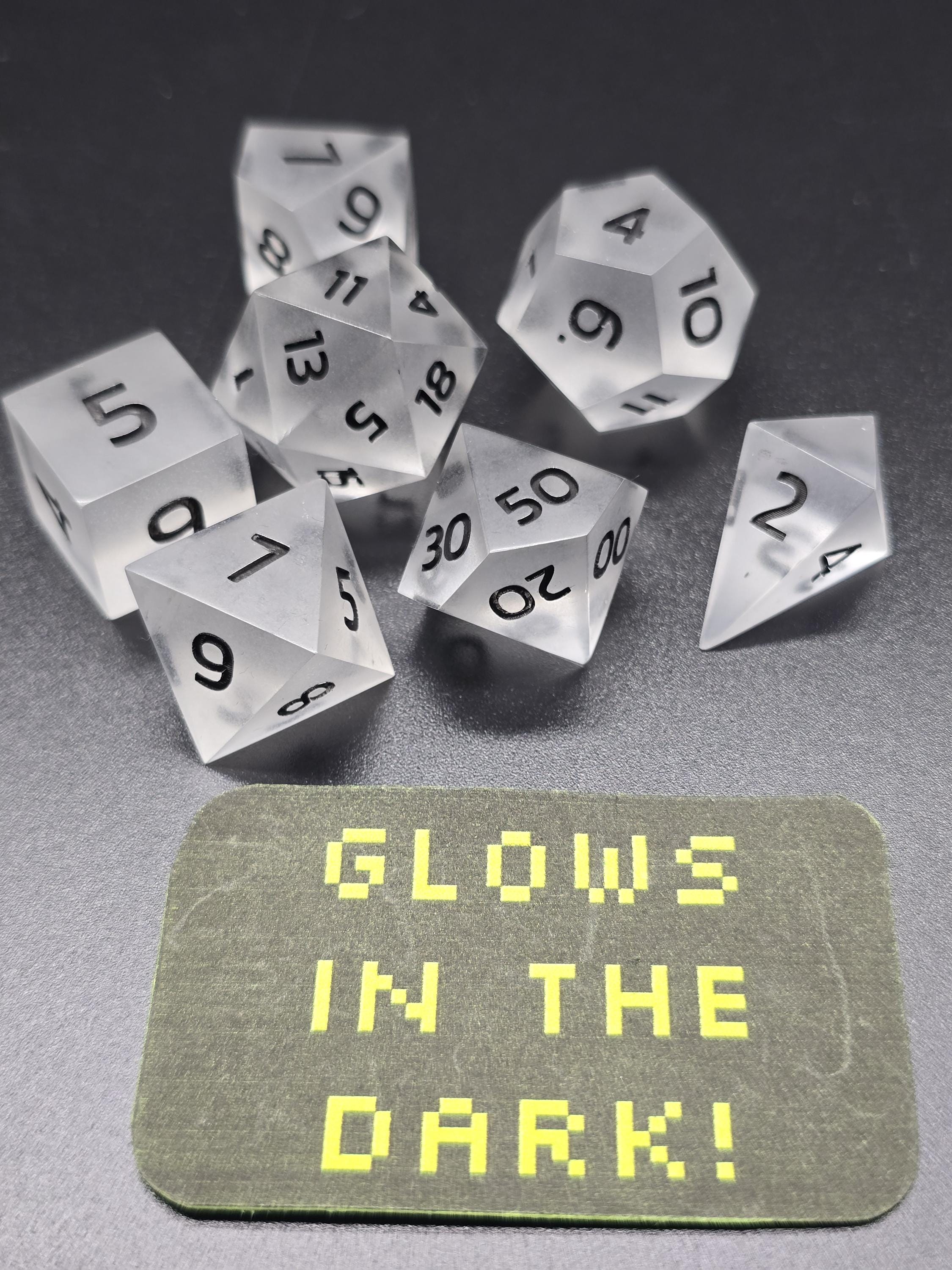 DND Glow in the Dark DND dobbelstenen set (7 delig