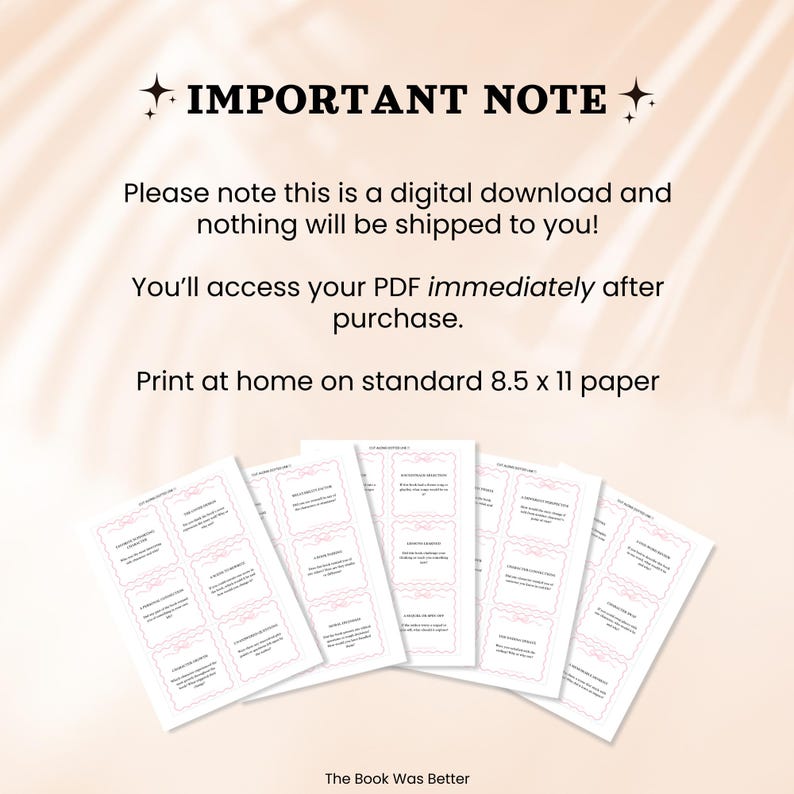 Peut inclure: T&eacute;l&eacute;chargement PDF imprimable de 12 cartes avec des citations sur les livres. Les cartes sont blanches avec des bordures et du texte roses. Le texte sur les cartes indique "The Book Was Better".