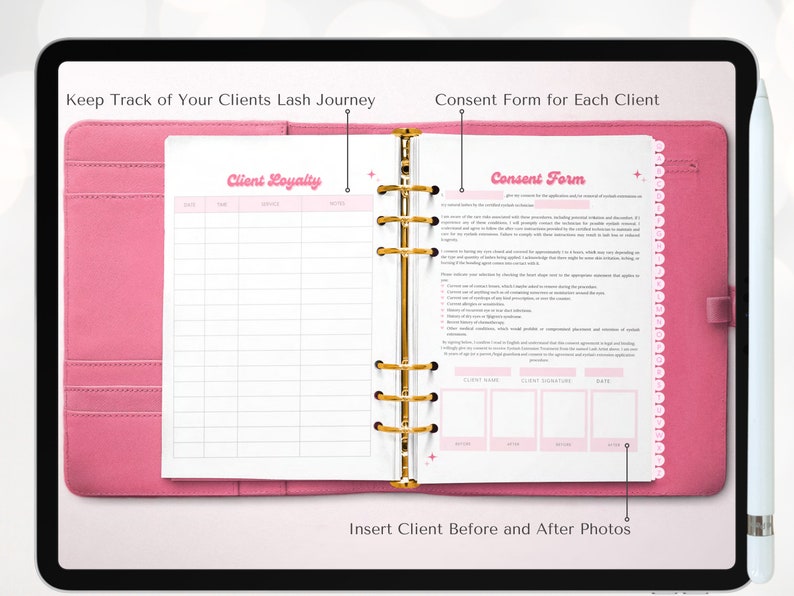 K&ouml;nnte beinhalten: Ein rosa-wei&szlig;er Planer mit goldenen Ringen. Der Planer hat Abschnitte f&uuml;r Kundenloyalit&auml;t, Einverst&auml;ndniserkl&auml;rungen und Vorher-Nachher-Fotos. Der Text "Keep Track of Your Clients Lash Journey" und "Consent Form for Each Client" steht auf dem Cover.