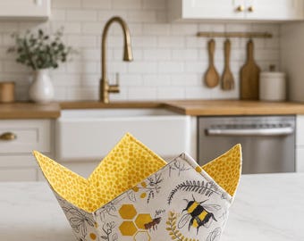 Microwavable Bowl Cozy: Reversible Fabric Pot Holder