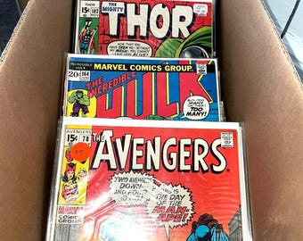Vintage Comic Book Bundle: 30 Mixed DC, Marvel, Indie Comics