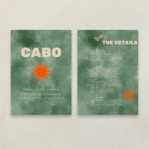 Puede incluir: Invitación de dos caras con fondo verde acuarela. El lado izquierdo dice "CABO" con un sol naranja. El lado derecho enumera los detalles del evento, con un gráfico de cóctel.