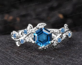 【期間限定出品】多様なデザインのリングおまとめ 70点 Vintage Hexagon Cut London Blue Topaz Engagement Ring Unique
