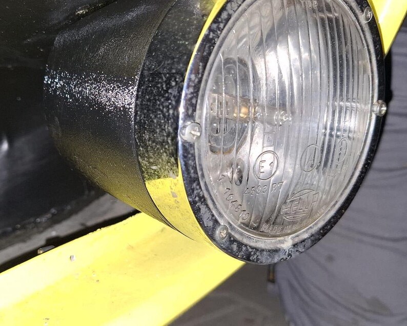 Opel GT Fernscheinwerfer-Becher Paar &mdash; &Uuml;bersicht
