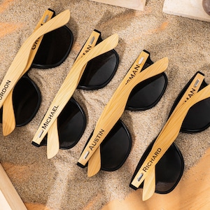 Gepersonaliseerde houten zonnebril, zonnebril bruidsjonkers, cadeaus bruidsjonkers, aangepaste gegraveerde zonnebril, voorstel bruidsjonkers, huwelijkscadeau voor jongens