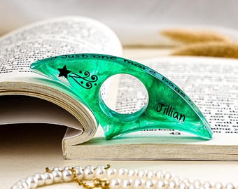 Personalized Resin Thumb Page Holder, Page Spreader, Book Accessories, Book Lover Gifts, Gifts For Her, Custom Page Holder, Anniversary gift