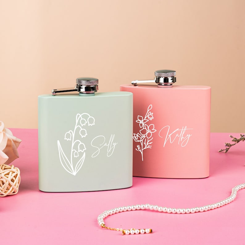 Custom Flower Flask Bridesmaid Flask Floral Bridal Party Gifts Laser Engraved Flask Personalized Women's Flask Bridesmaid Gift zdjęcie 3