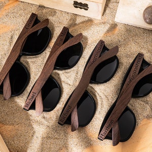 Gepersonaliseerde houten zonnebril met houten doos, gegraveerde unisex zonnebril, herencadeau, bruidsjonkers geschenken, bruidsjonkers zonnebril, bruidegom cadeau