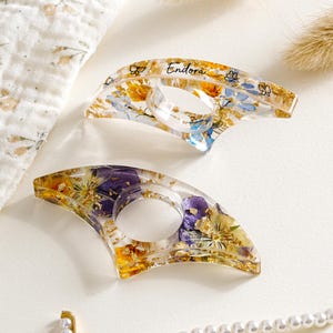 Support personnalisé de page de livre pour le pouce en résine florale, écarteurs de page personnalisés, cadeau fait main pour amateur de lecture, cadeau d&#39;anniversaire de Noël pour elle