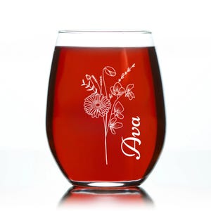 Engraved Whiskey Glass, Personalized Barware, Gifts for Him, Wedding, Birthday, Home Decor, Craft Spirits