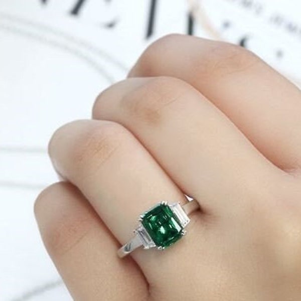 Emerald Ring, Rings For Women, 2.5Ct Radiant Cut Emerald, Sterling Silver Wedding Ring, Engagement Ring, Anniversary Promise Ring, Gold Ring
