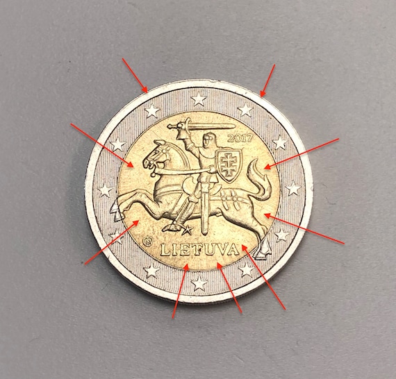 2 ユーロ硬貨、2017 年、リトアニア、背景に明るい「網」が描かれて