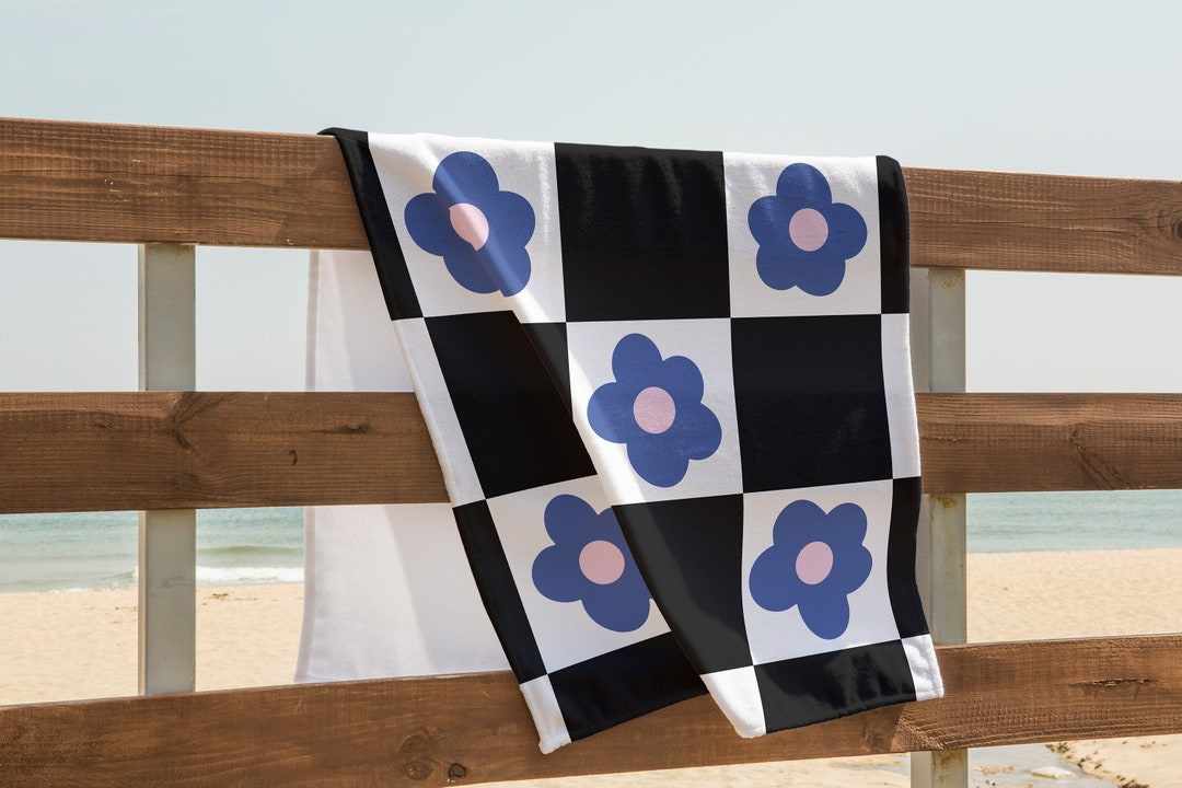 Checkered Beach Towel Retro Black and White Flowers Large Printed