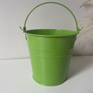 Personalised Easter bucket, Easter basket, Easter gift, Easter egg hunt, mini metal bucket, Easter, personalised green large bucket cm