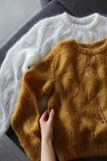 Knitting pattern October Day Sweater | English, French product logo