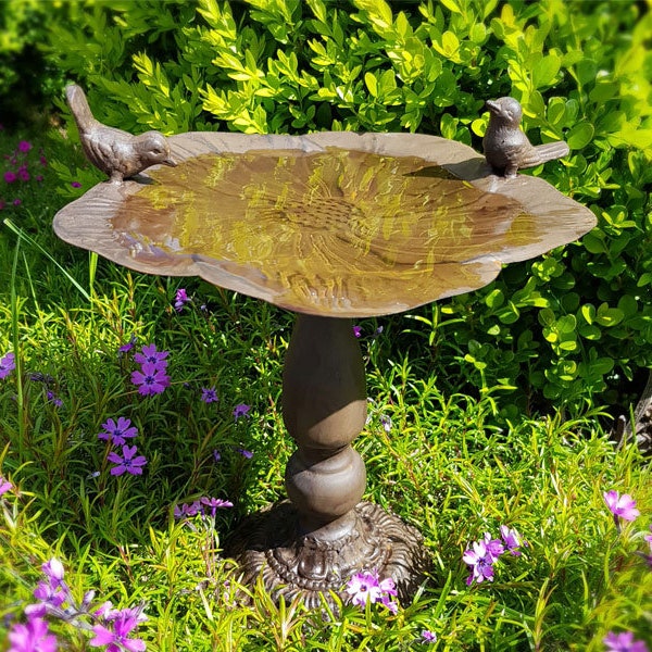 Bain d'oiseaux vintage "deux petits oiseaux" bain d'oiseaux sur un socle bol d'eau pour oiseaux en fonte d'aluminium de 25 cm de haut