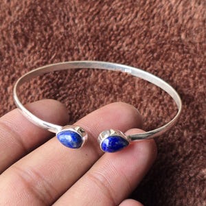 Handgefertigter Armreif, Lapis Lazuli Edelstein Armreif, Designer Armreif, verstellbarer Armreif, 925 Sterling Silber Armreif, Jubiläumsgeschenk Armreif,
