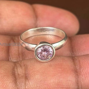 Anillo de plata esterlina de cuarzo rosa: delicado anillo de compromiso de boda