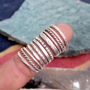 Stapelbara Boho-ringar i 925 sterlingsilver – set med 12 statement-armband