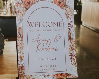 Autumnal wedding welcome sign
